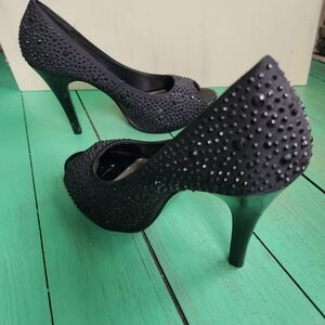 Lulu Townsend 4" Beaded Black Heels Womens size 7.5